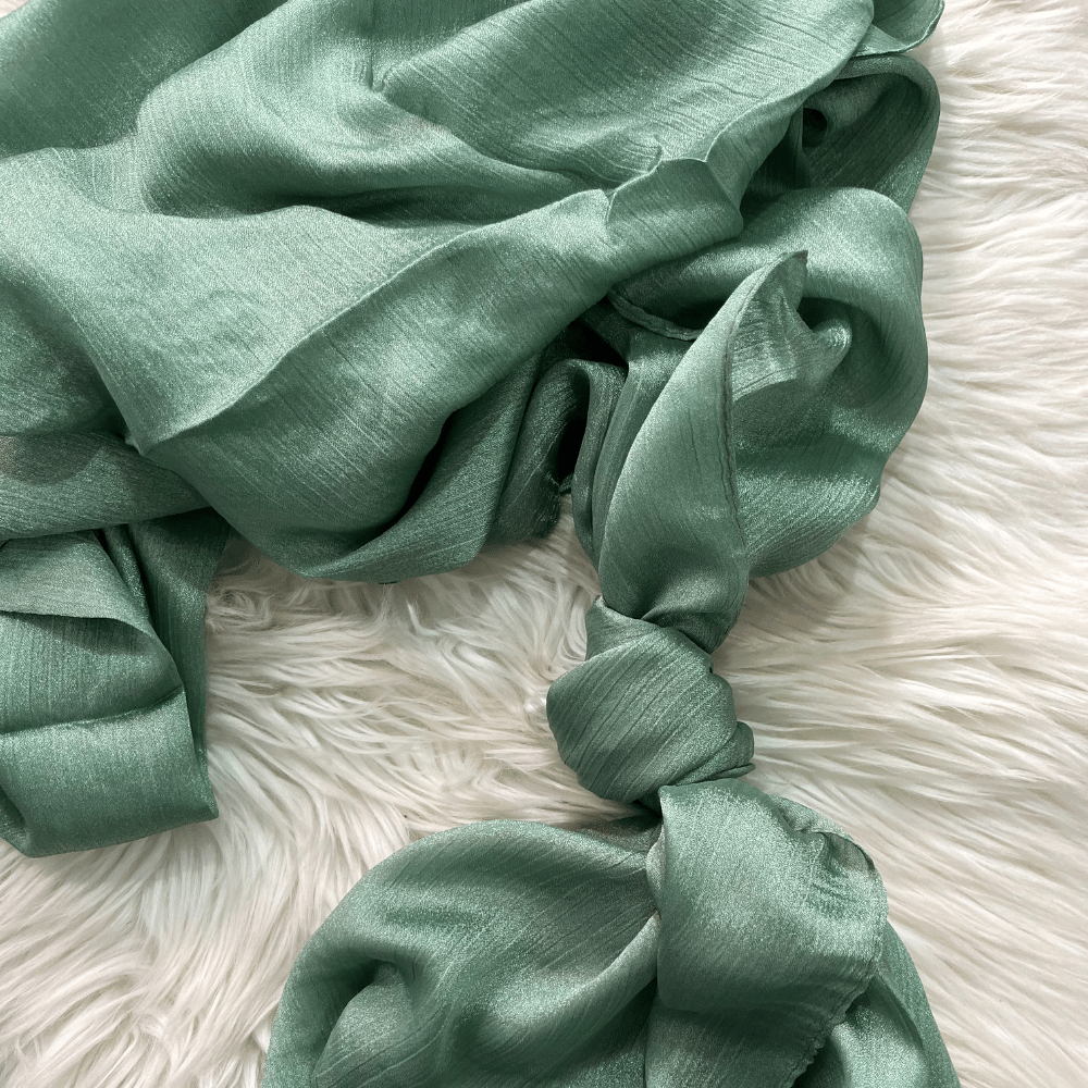 Crinkle Silk Hijab - Emerald Green