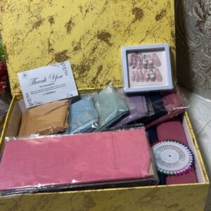 🌸 Elegance Complete Hijab Box